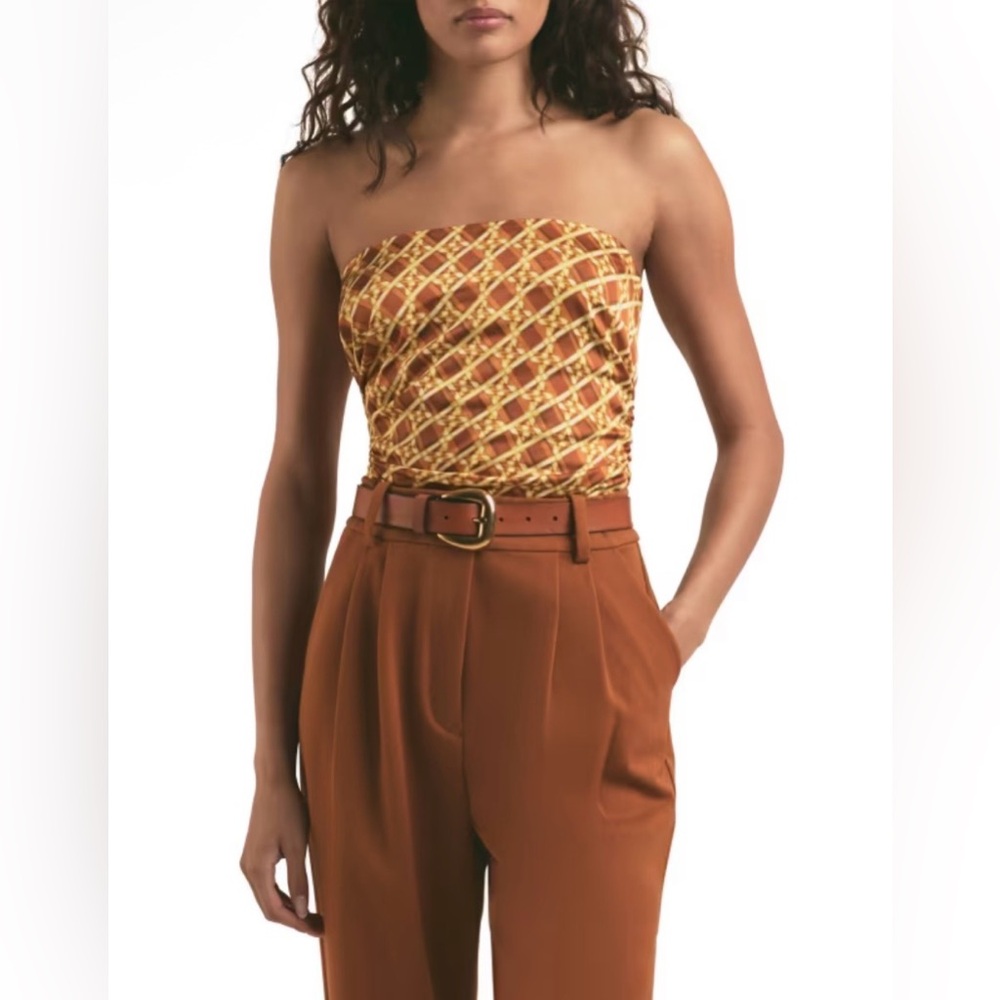 FAVORITE DAUGHTER
The Colette Ruched Strapless Top size S